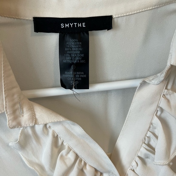 Smythe blouse size small in cream Color. Never worn. - Picture 2 of 4